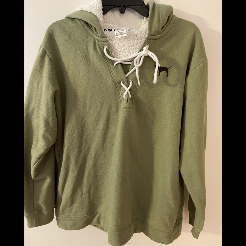 PINK Victoria’s Secret pullover